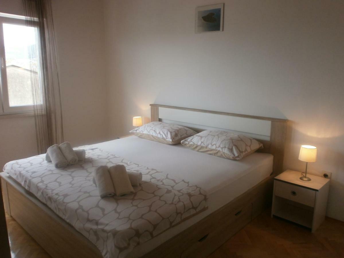 Apartmani Ljubica Kaštela 外观 照片