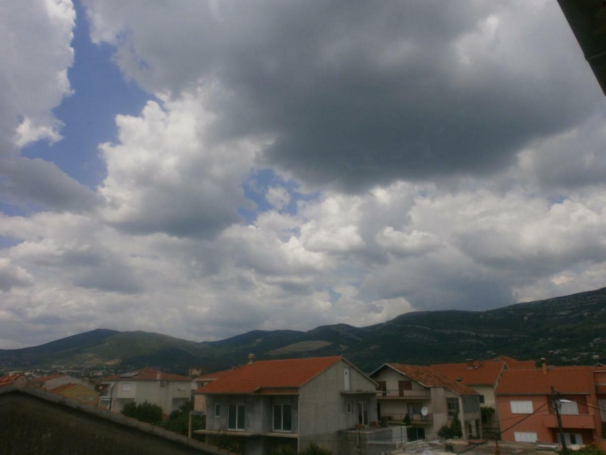Apartmani Ljubica Kaštela 外观 照片