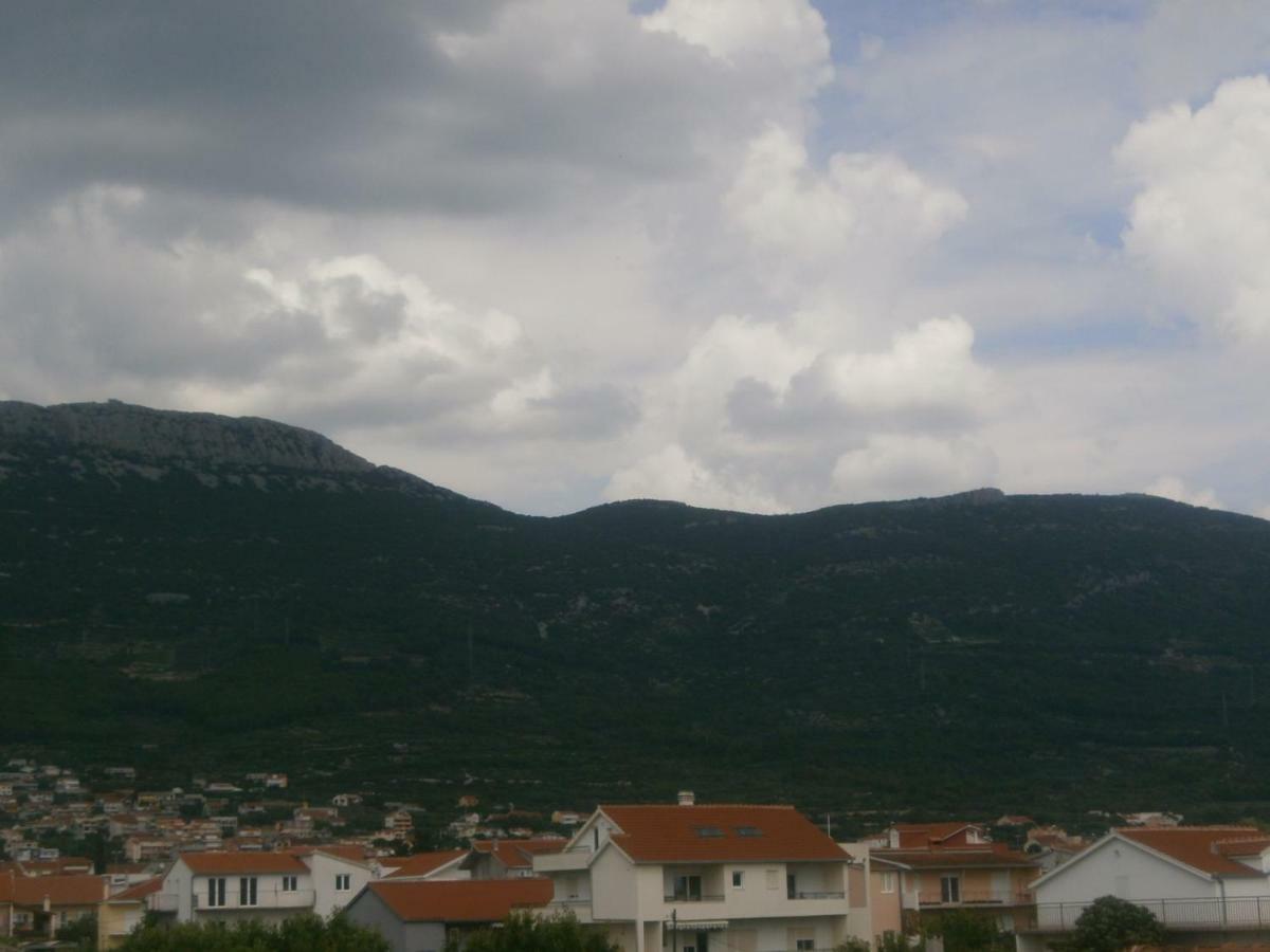 Apartmani Ljubica Kaštela 外观 照片